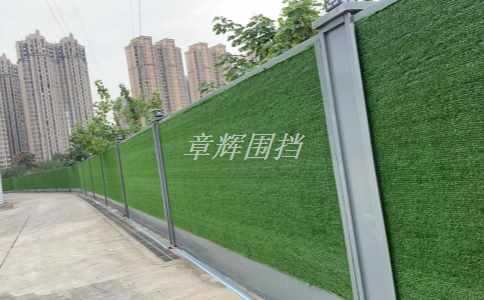 如何選擇合適的清洗劑來清潔金屬圍擋？（金屬圍擋清洗劑選購指南）