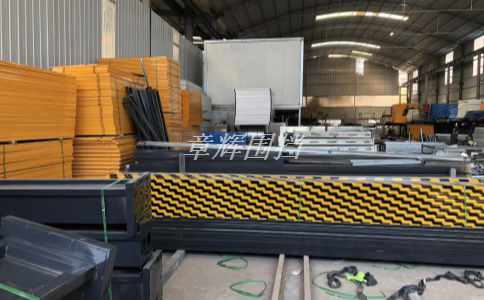 如何進(jìn)行pvc圍擋的安裝與調(diào)整?(詳解pvc圍擋安裝與調(diào)試步驟) 如何進(jìn)行pvc圍擋的安裝與調(diào)整?(詳解pvc圍擋安裝與調(diào)試步驟)